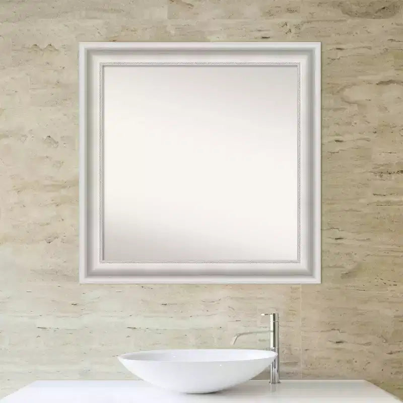 32"x32" Parlor weißer quadratischer Badezimmerspiegel – inklusive Montagematerial