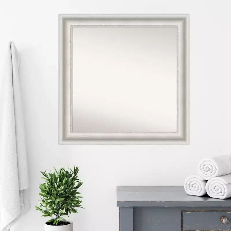 32"x32" Parlor weißer quadratischer Badezimmerspiegel – inklusive Montagematerial