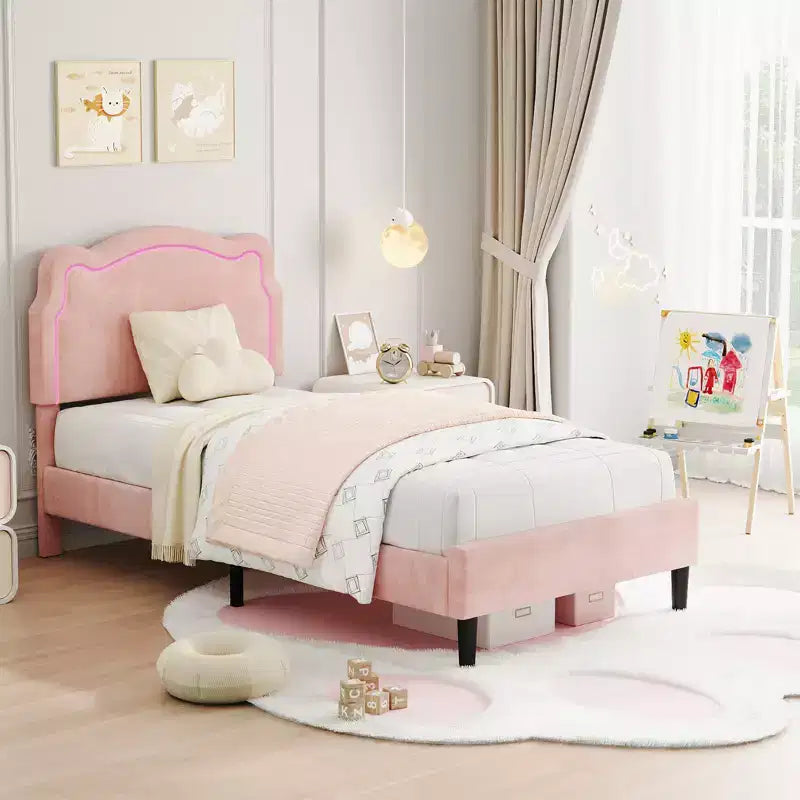 Luxuriöses Samt-Plattformbettgestell mit verstellbarem Bären-Kopfteil, geräuschfreies gepolstertes Bett, kein Boxspring erforderlich, modernes Schlafzimmer-Highlight  