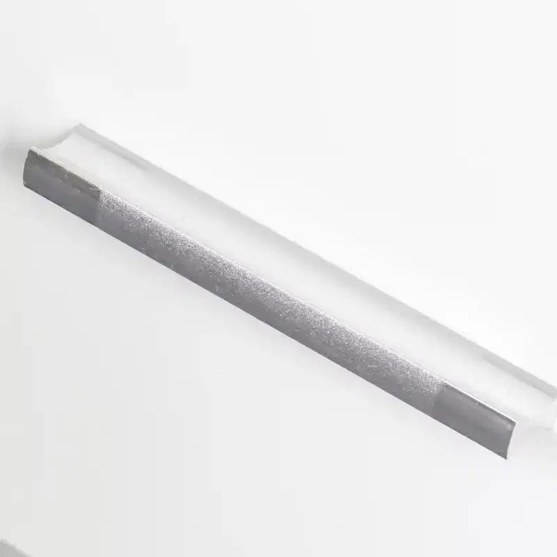 Moderne minimalistische vrijstaande opbergkast – strak ontwerp voor woonkamer of slaapkamer